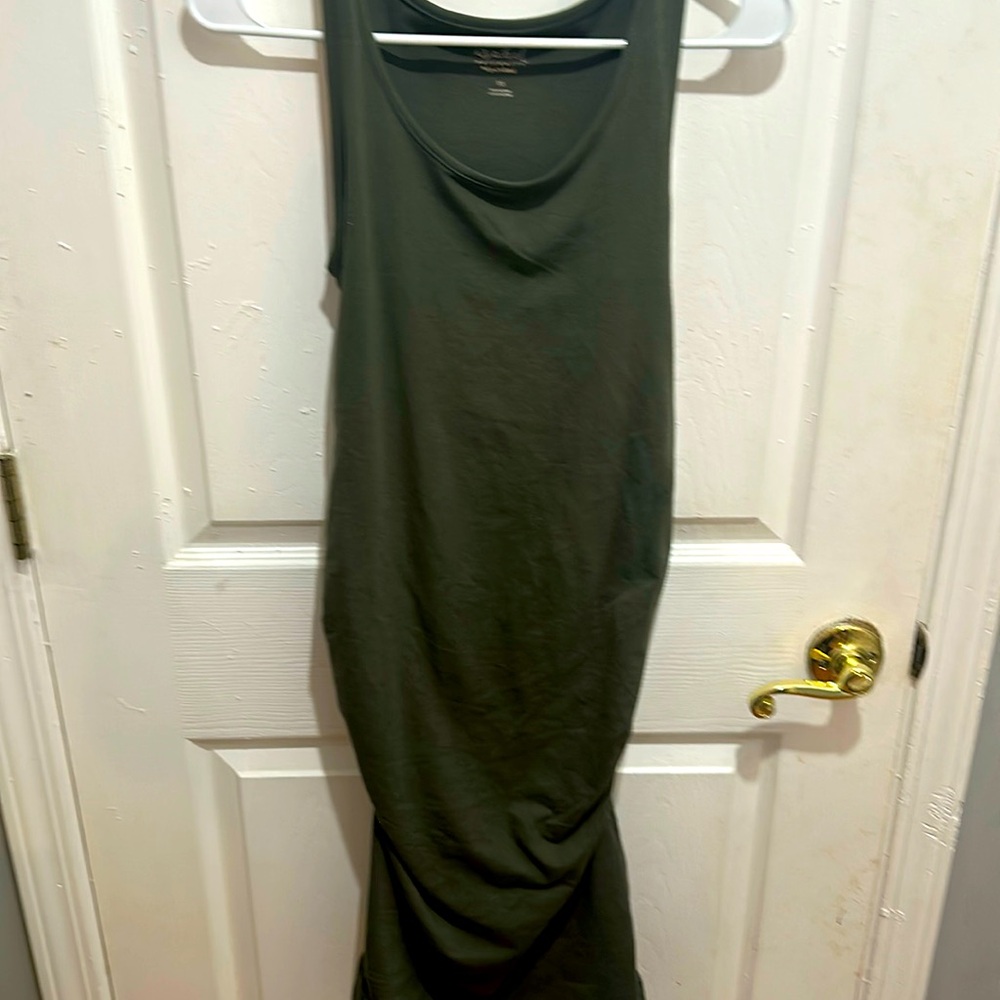 Dark green bodycon maternity dress